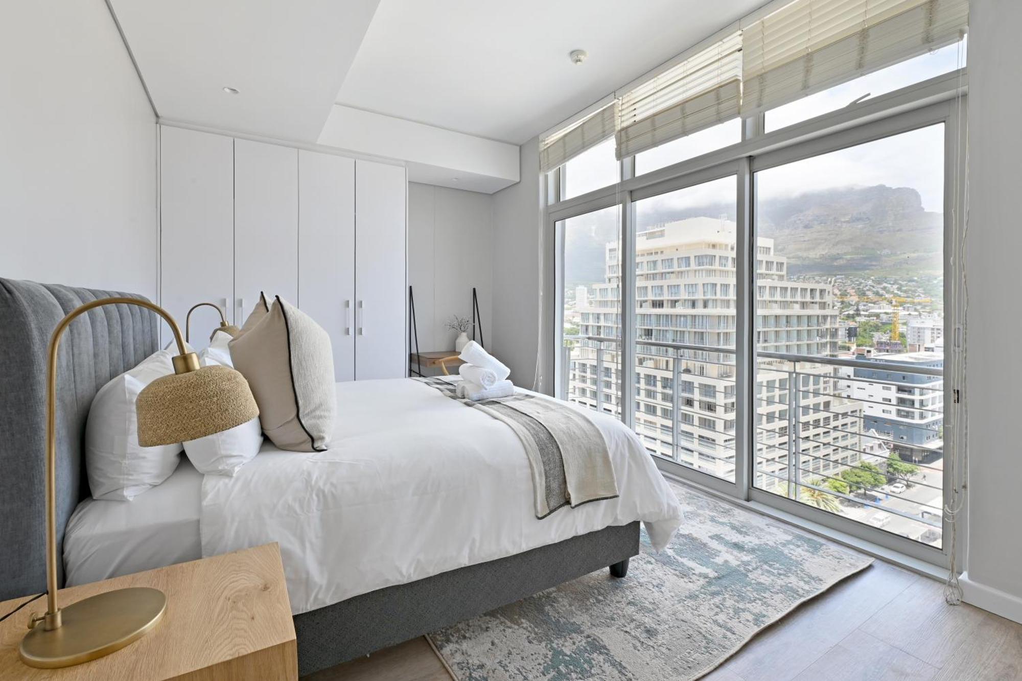 Shyla - Chic 2-bed With Stunning Mountain Views Apartment Kapstadt