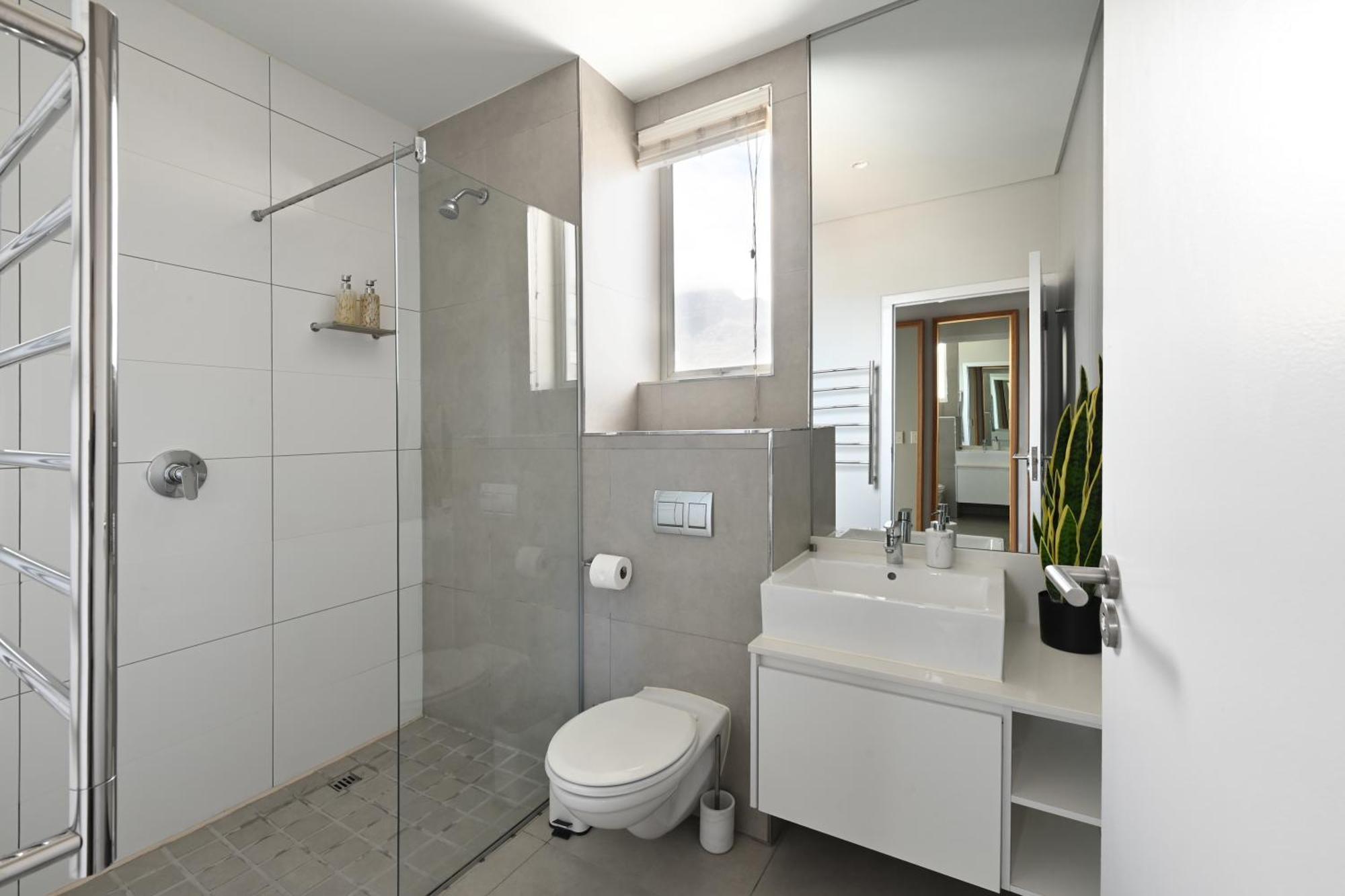 Shyla - Chic 2-bed With Stunning Mountain Views Apartment *